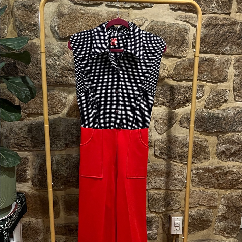 Vintage 60s / 70s Red and Black + White Checked Polyester Jumpsuit 💥